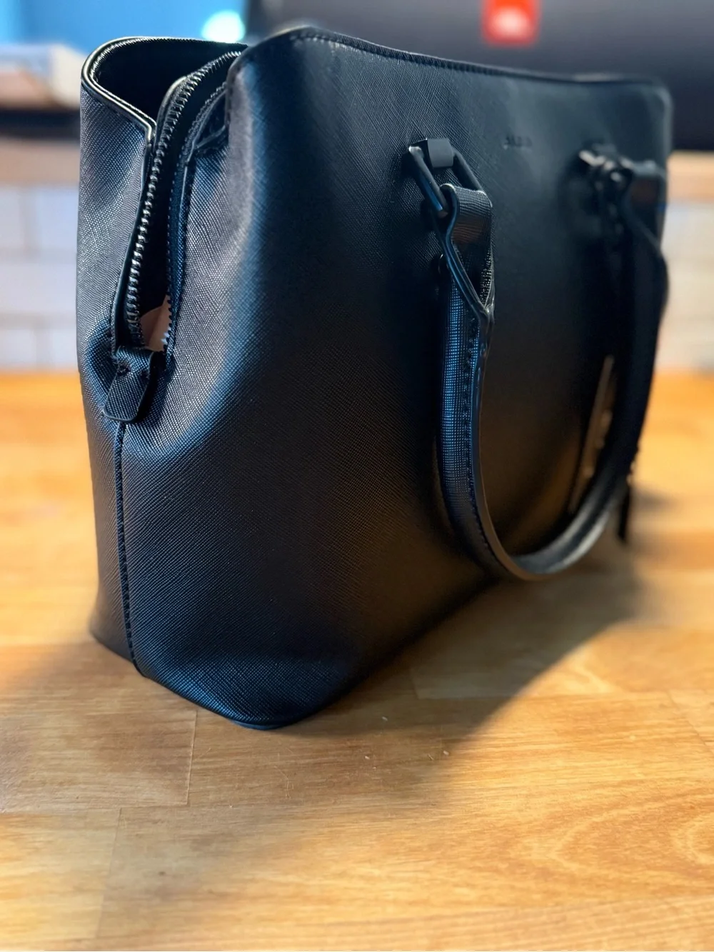 ALDO Women's Legoiri Top Handle Bag black Special - Picture 3 of 4